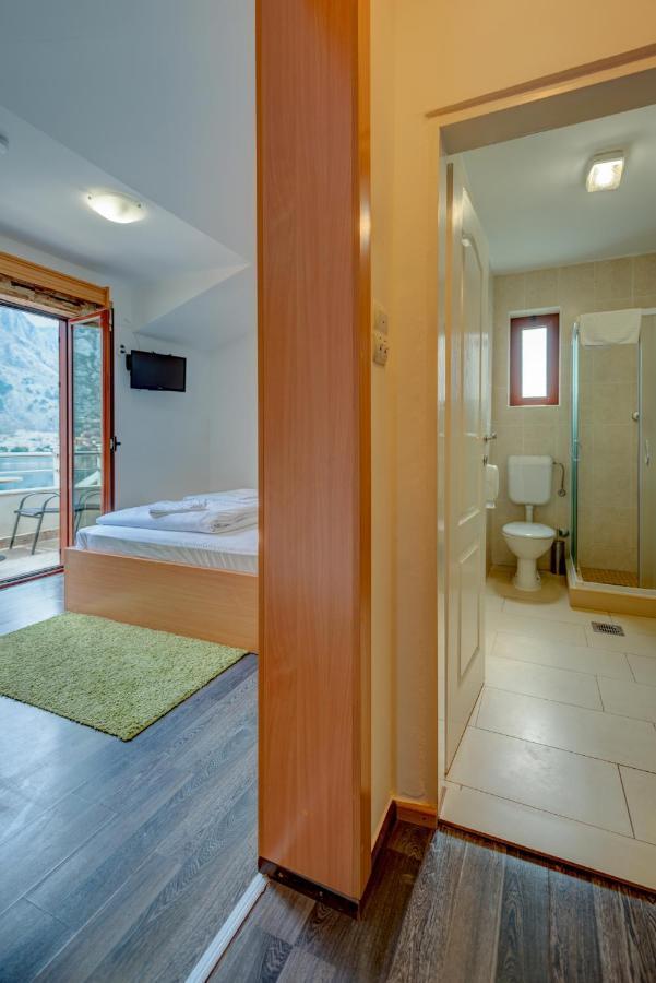 Hotel Galia Kotor Buitenkant foto